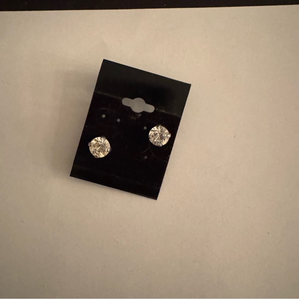 Sabika Elegant Silver Stud Earrings